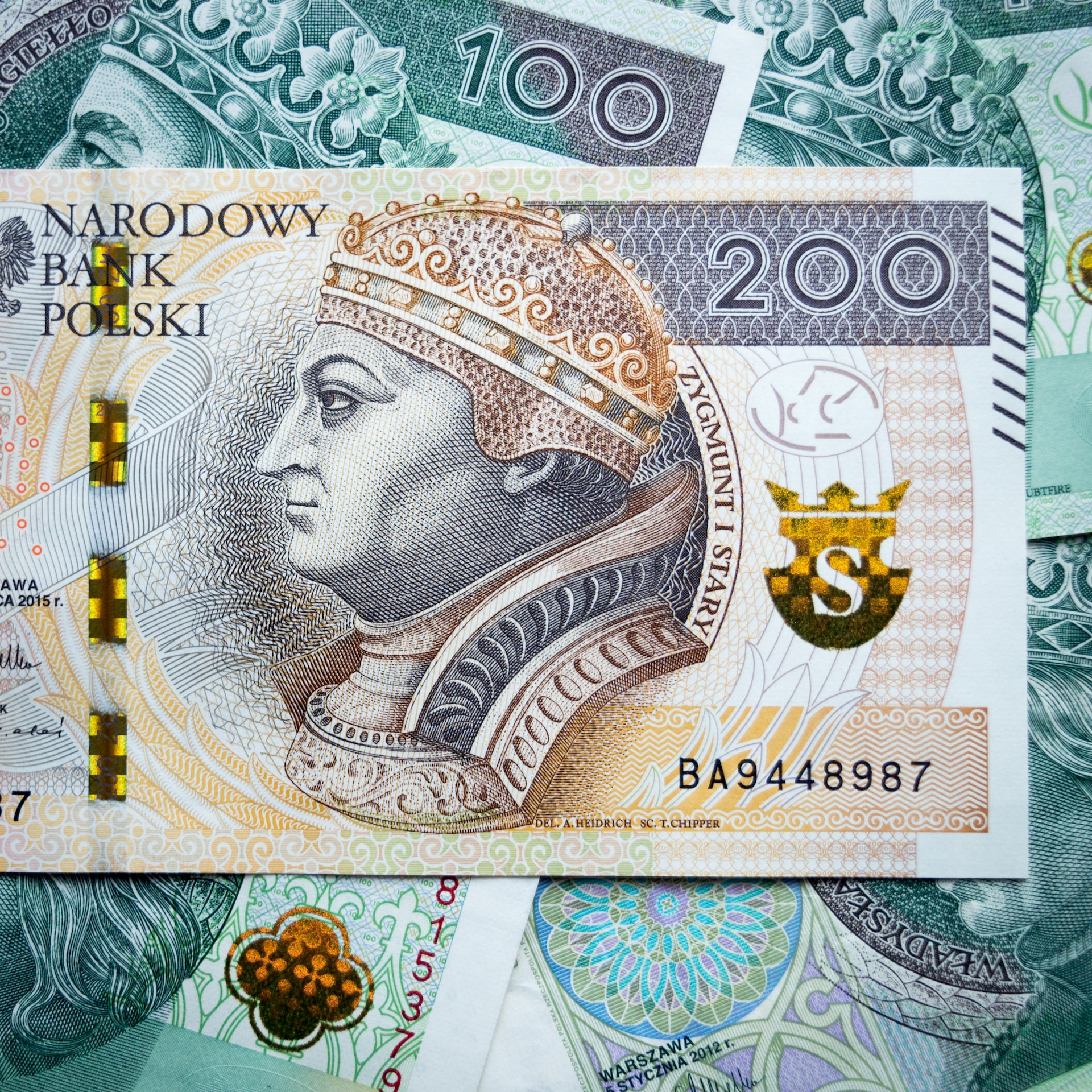 Na jakie dofinansowanie wymiany kotłów mogą liczyć mieszkańcy Łodzi i Warszawy?